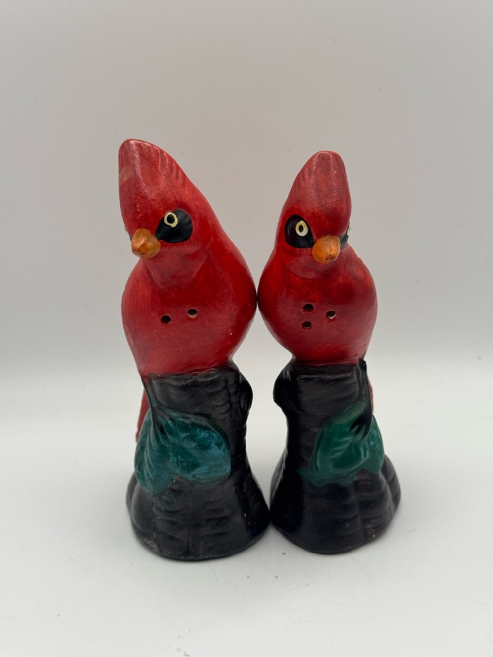 Vintage Red Cardinal Ceramic Bird Salt and Pepper Shakers - Decorative Pets Bird
